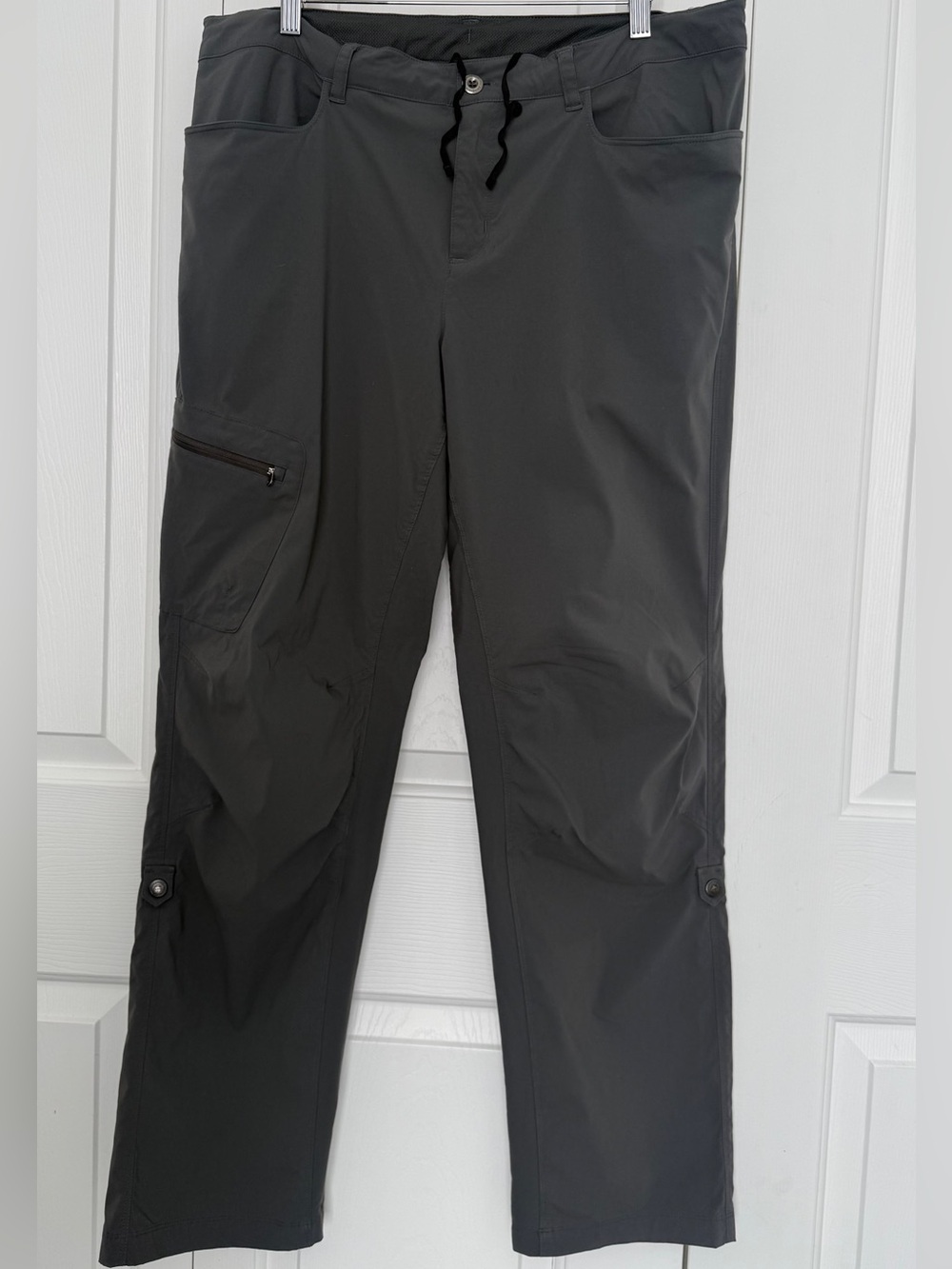 Patagonia Women's Charcoal Grey Hiking Pants - Size 14